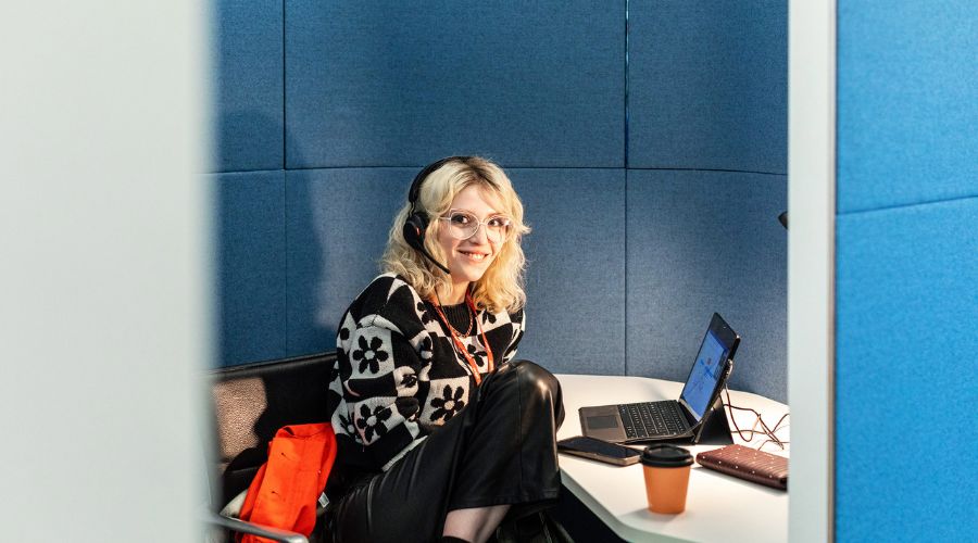 Woman switches broadband providers 